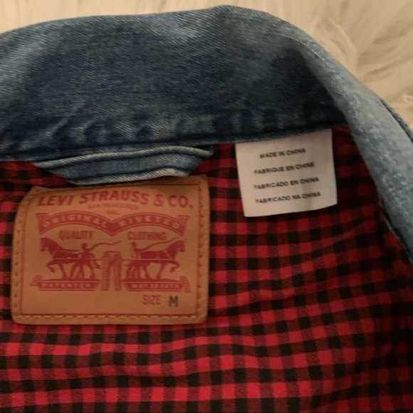 Levi’s Jacket - Picture 7 of 13